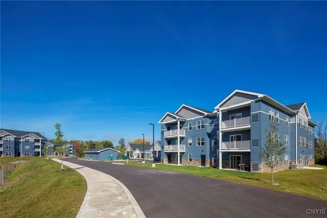 $1,760 | 22 Loso Drive, Cicero, NY 13039