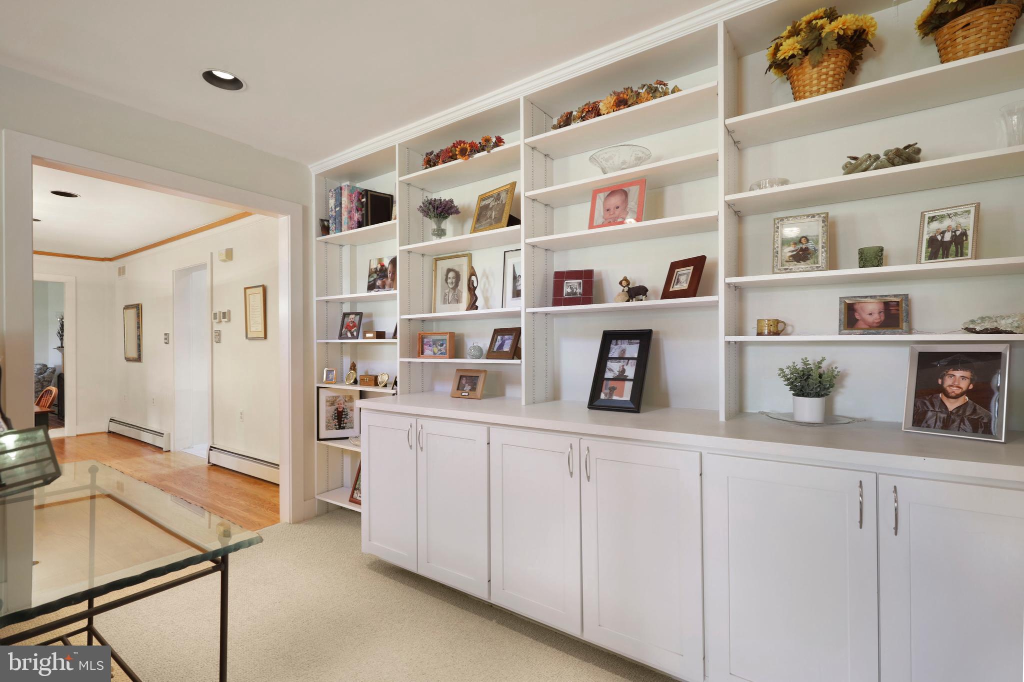 3820 Blenheim Road Phoenix, MD 21131 - Photo 13 of 125 Built-in shelving
