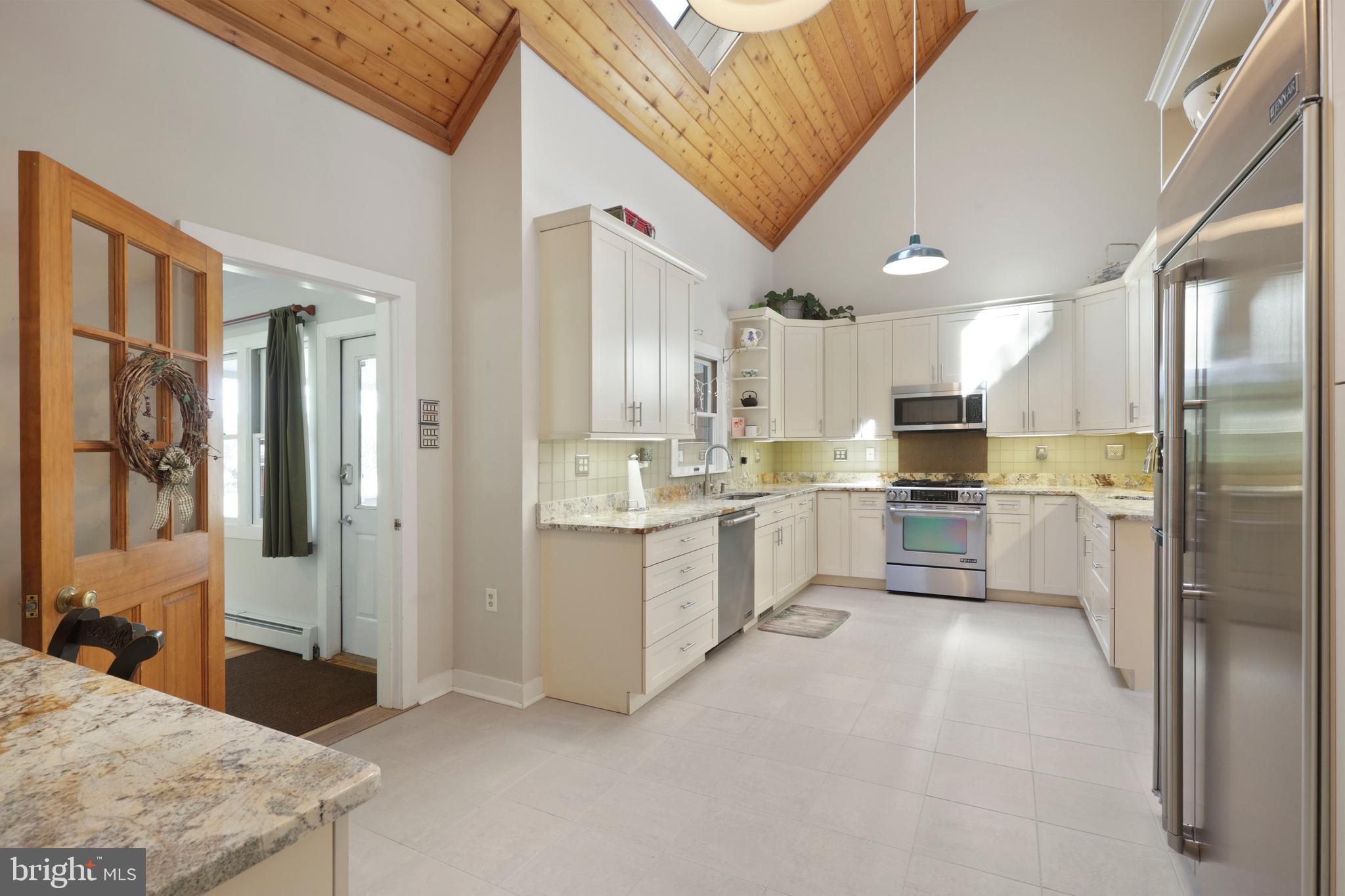 3820 Blenheim Road Phoenix, MD 21131 - Photo 34 of 125 Wonderful kitchen!