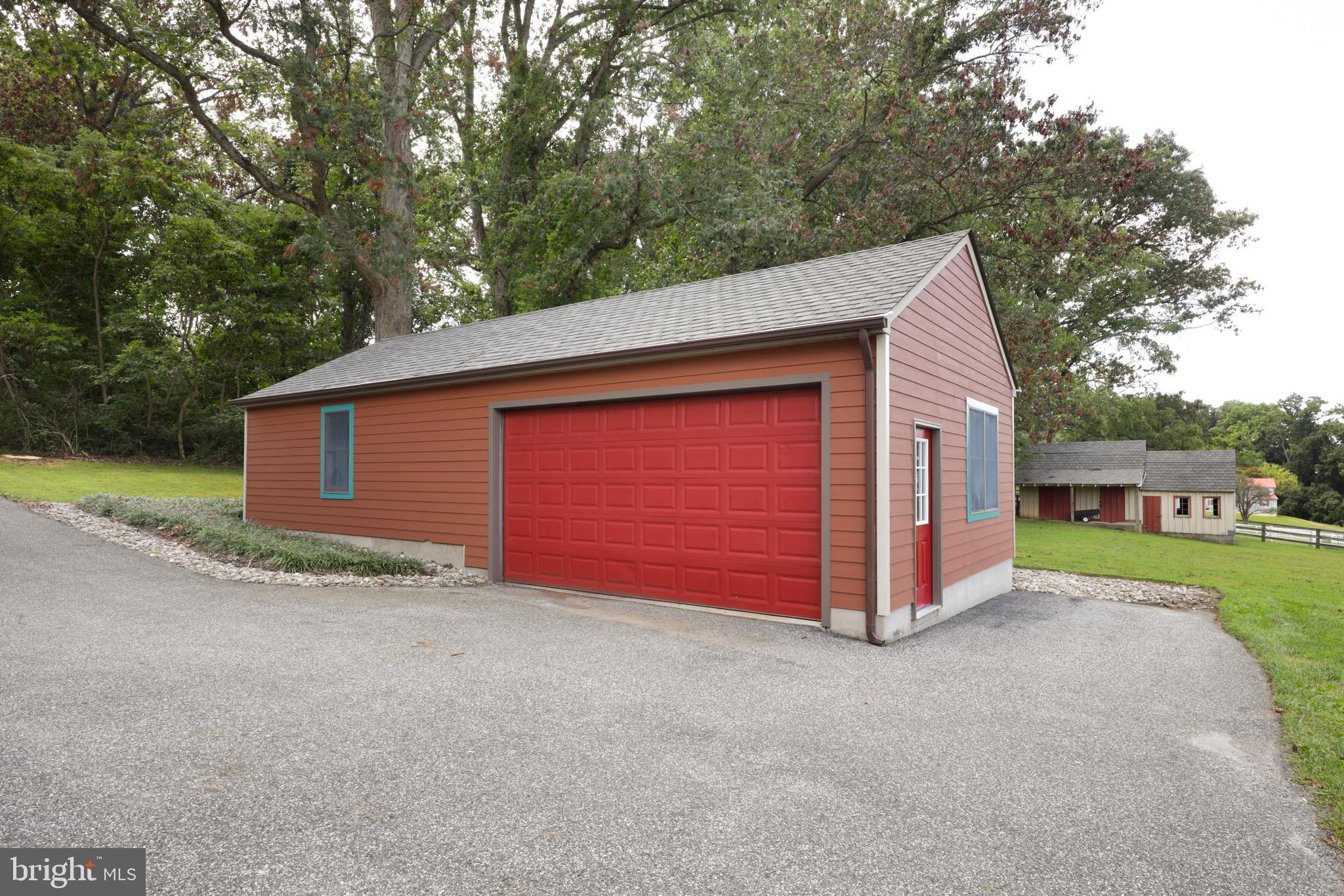 3820 Blenheim Road Phoenix, MD 21131 - Photo 91 of 125 3-4 car garage perfect for collectors