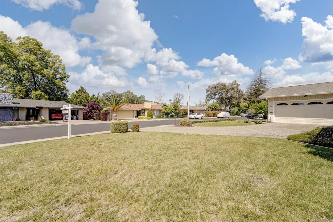 637 Laird Lane Lafayette, CA 94549 - Photo 3 of 44 a view of street with houses