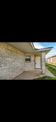 $1,400 | 2702 9th Avenue, Canyon, TX 79015