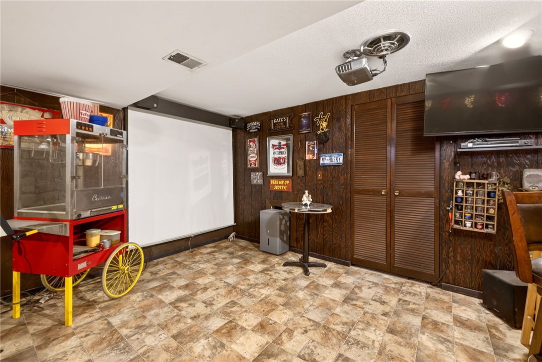 19 Gannett Road Farmington, NY 14425 - Photo 20 of 28