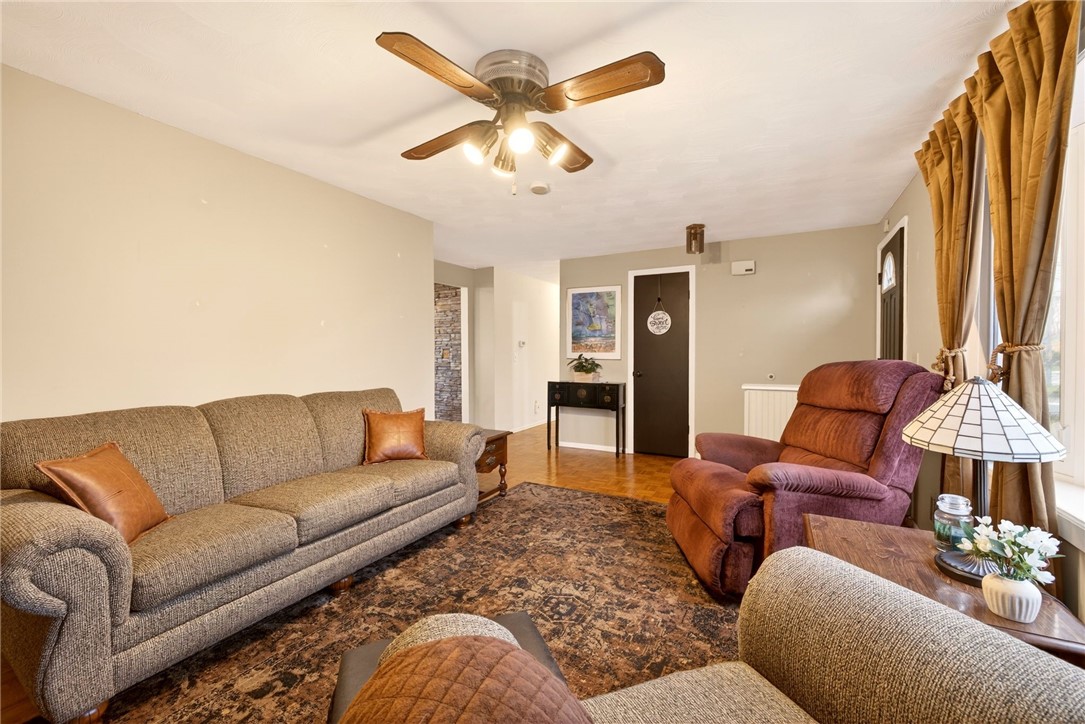 19 Gannett Road Farmington, NY 14425 - Photo 7 of 28