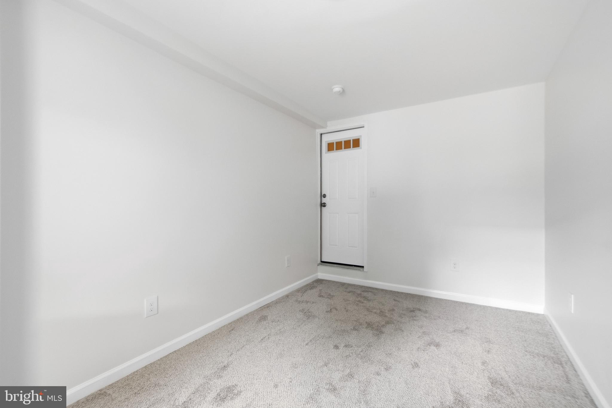 440 Delafield Place Northwest Washington, DC 20011 - Photo 30 of 33 a view of an empty room