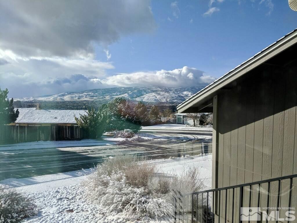821 University Ridge Drive Reno, NV 89512 - Photo 6 of 28 a view of swimming pool with yard