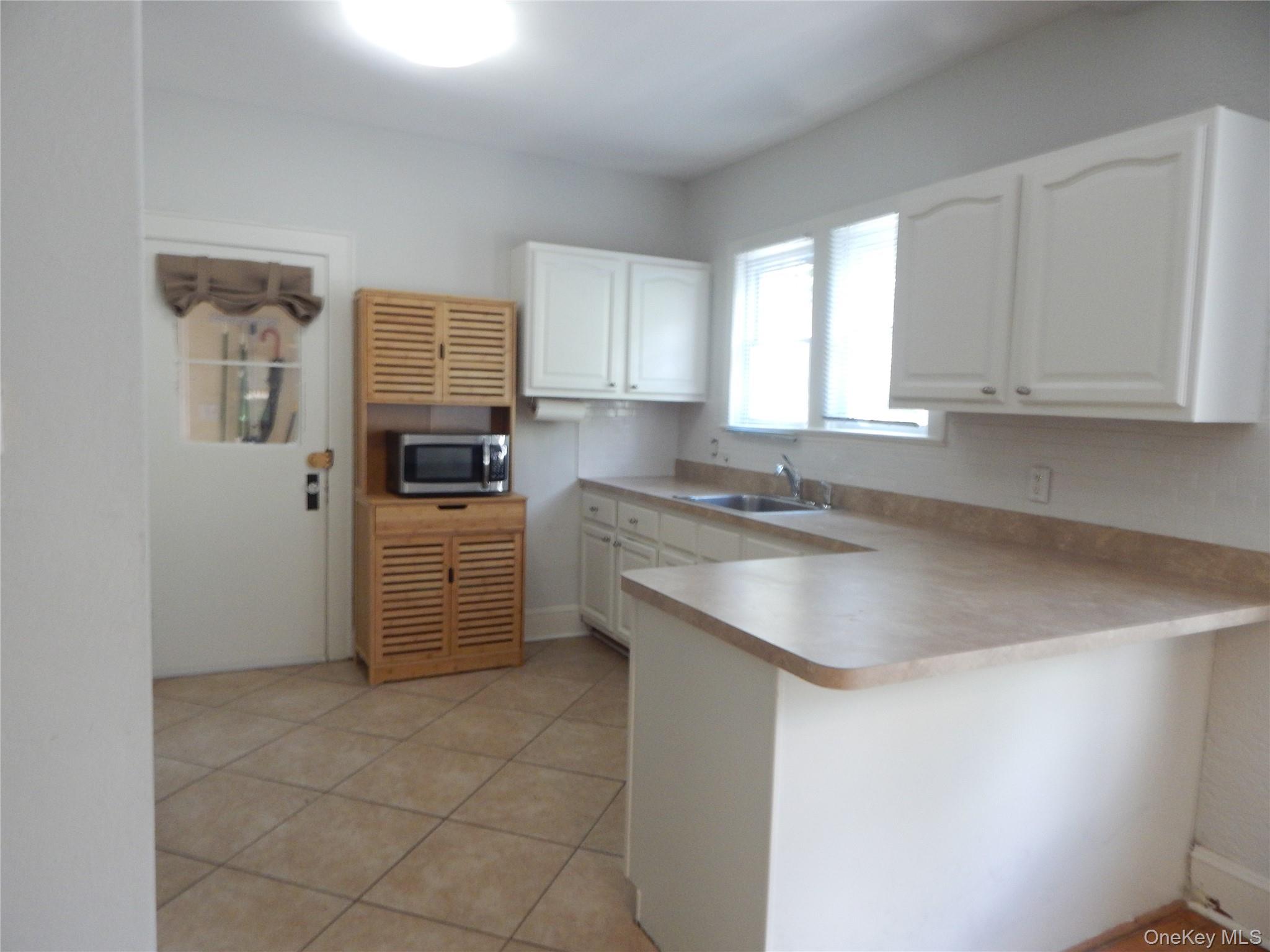 321 Spring Street Ossining, NY 10562 - Photo 9 of 18