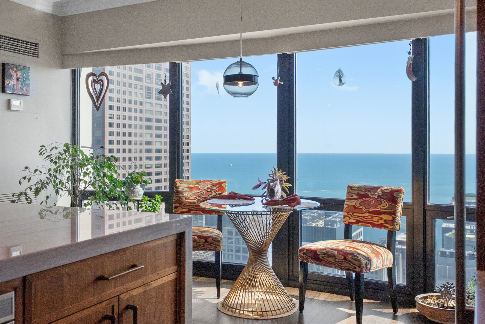 100 East Huron Street, Unit 4503 Chicago, IL 60611 - Photo 7 of 50 a room with furniture and window