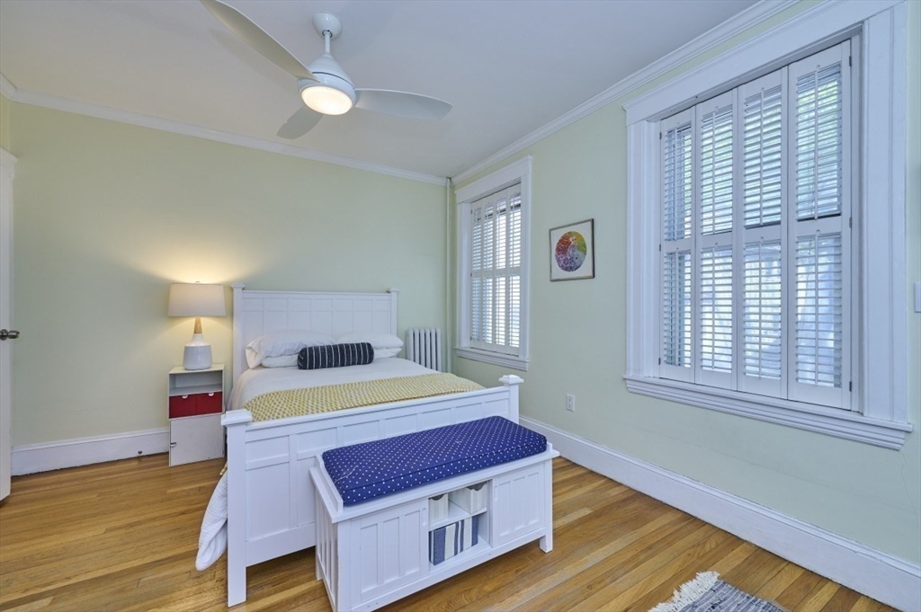 233 Freeman Street, Unit 4 Brookline, MA 02446 - Photo 11 of 19