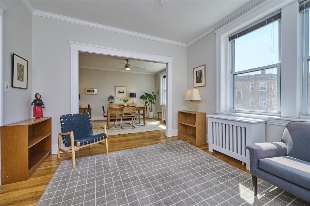 233 Freeman Street, Unit 4 Brookline, MA 02446 - Photo 3 of 19