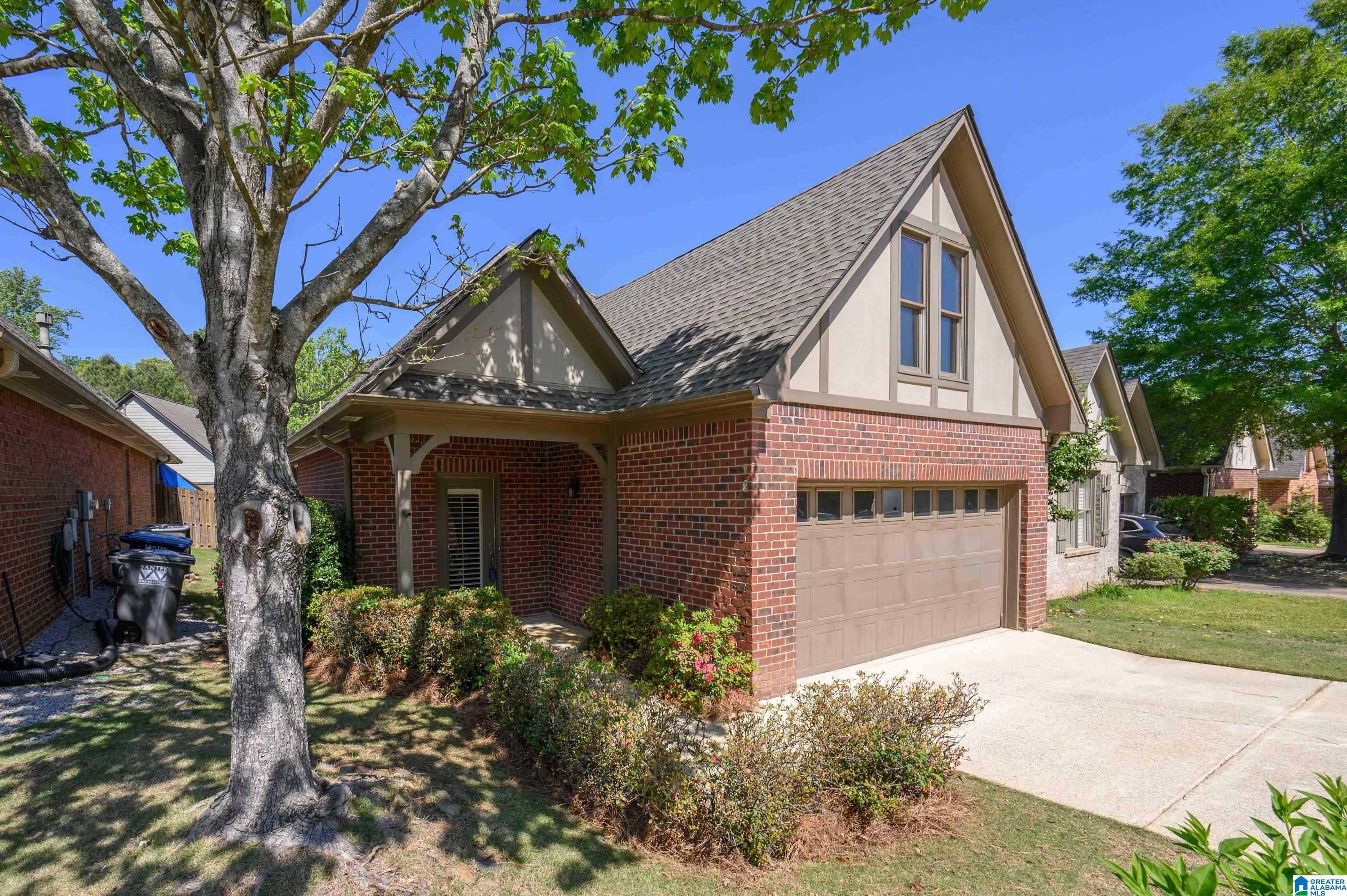 5689 Park Side Road Birmingham, AL 35244 - Photo 2 of 11