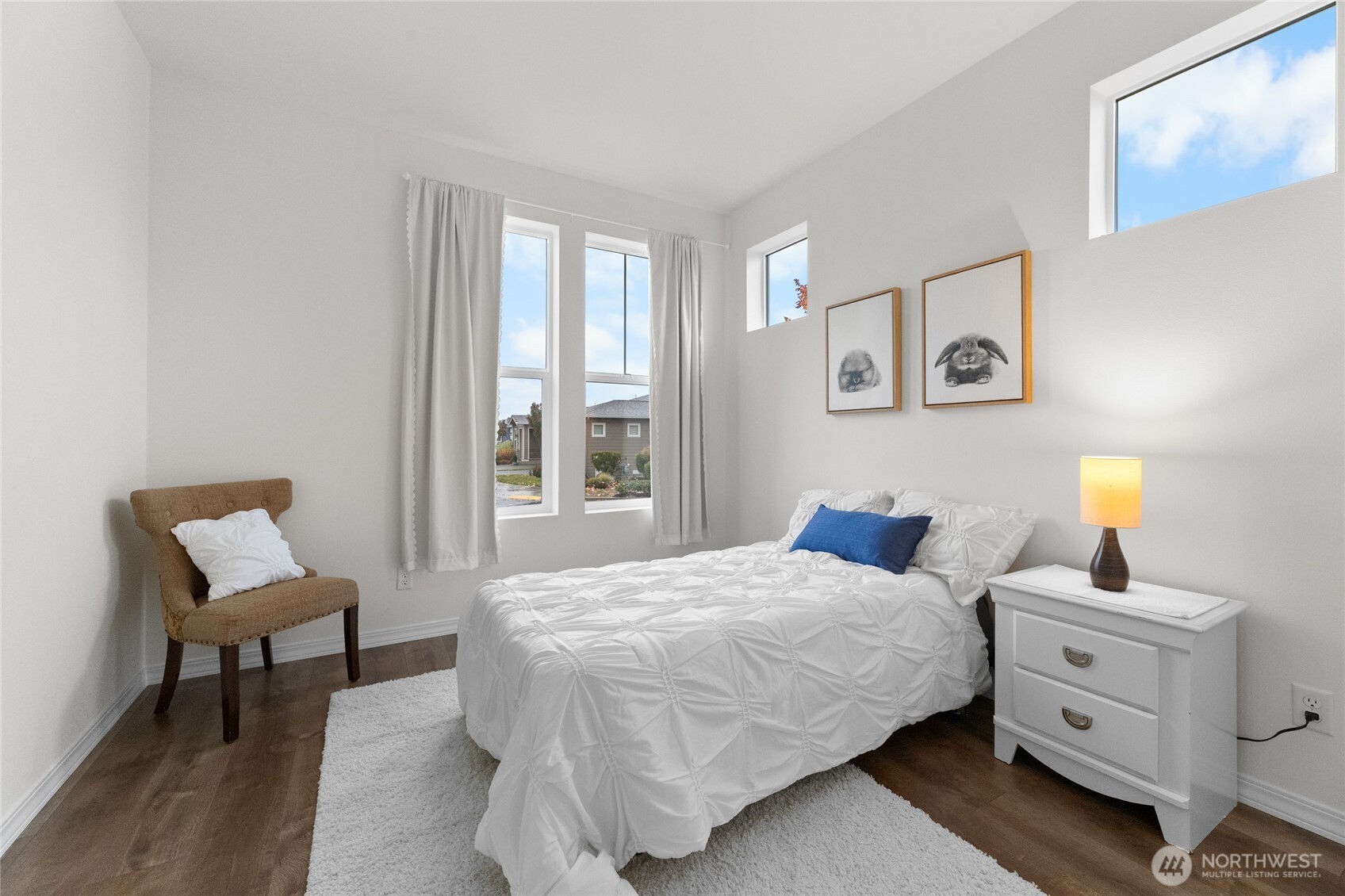 22701 Southeast 237th Place Maple Valley, WA 98038 - Photo 5 of 33