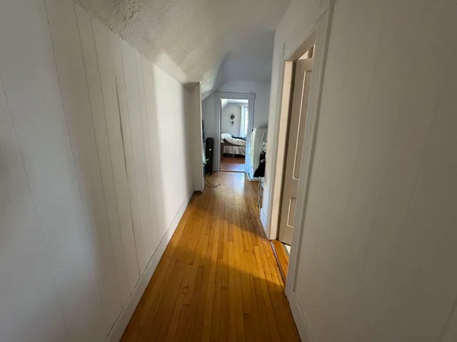 $1,850 | 107 Russell Street, Unit 2, Manchester, NH 03104