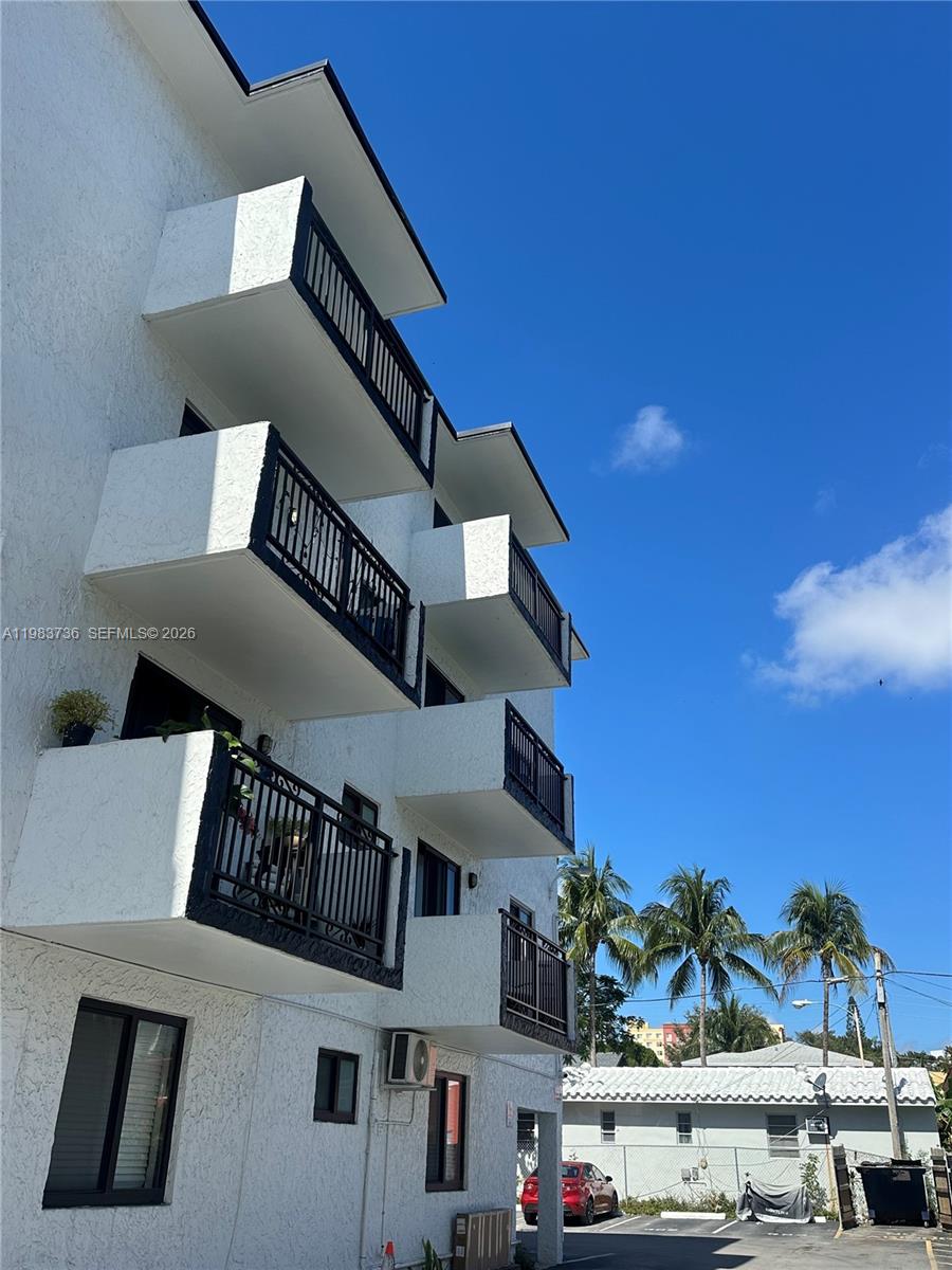 529 Southwest 4th Street, Unit 305 Miami, FL 33130 - Photo 29 of 30