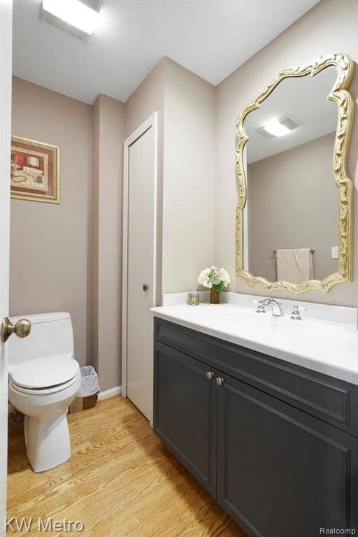 36915 Valley Ridge Drive Farmington Hills, MI 48331 - Photo 9 of 39