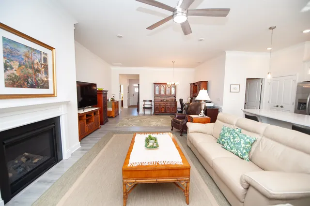 $379,999 | 1735 Wabash Place, Boiling Springs, SC 29316