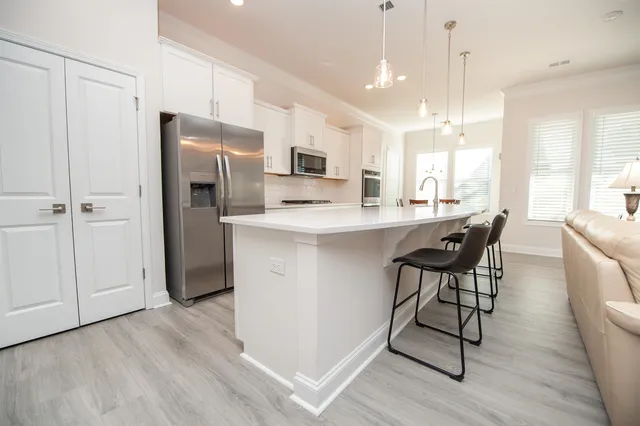 $379,999 | 1735 Wabash Place, Boiling Springs, SC 29316