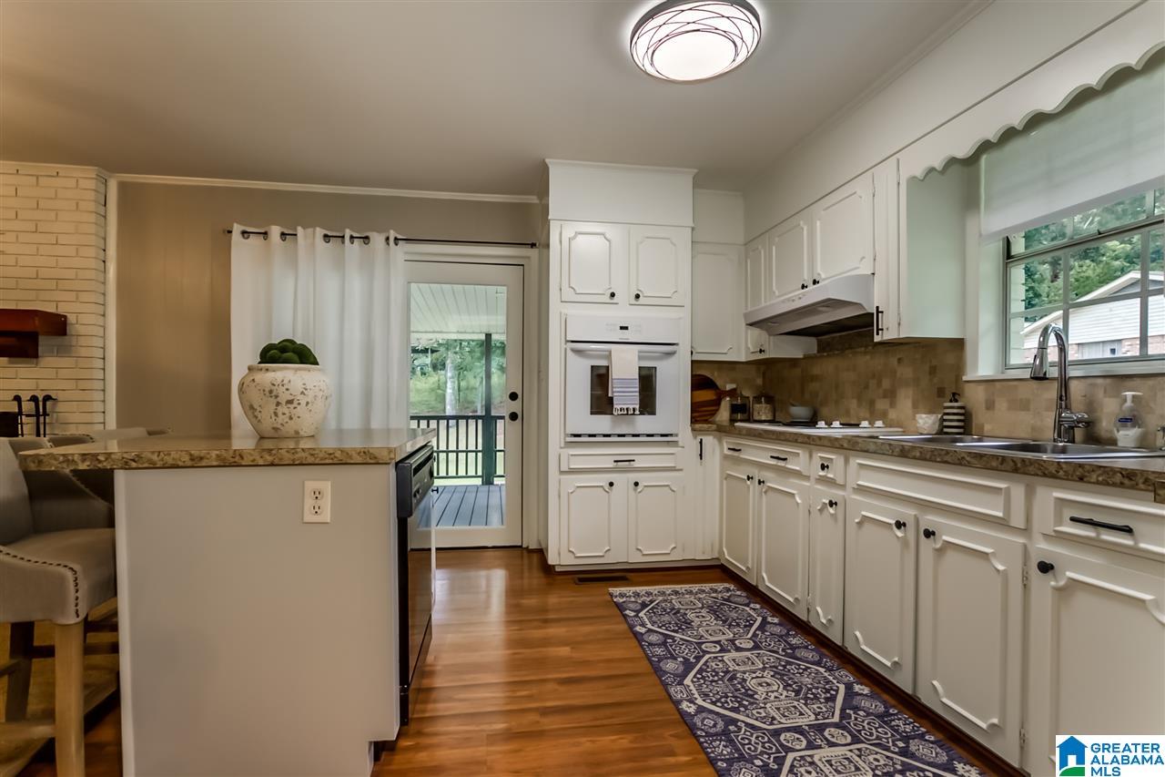 305 13th Street Southwest Alabaster, AL 35007 - Photo 18 of 42