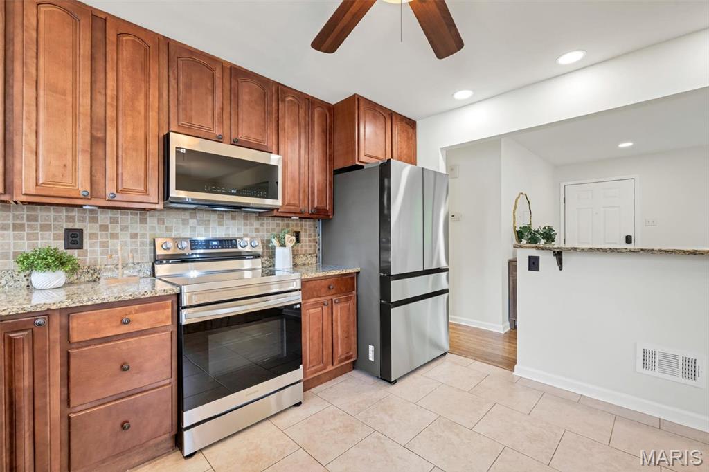 218 Hernan Drive St. Louis, MO 63123 - Photo 18 of 64