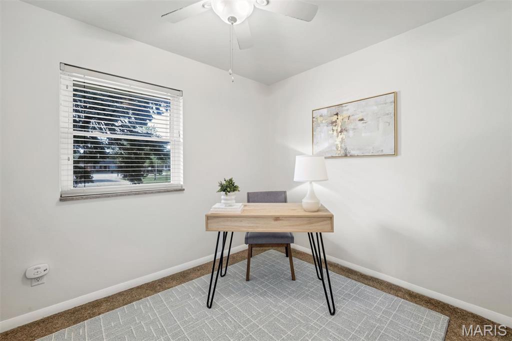 218 Hernan Drive St. Louis, MO 63123 - Photo 31 of 64