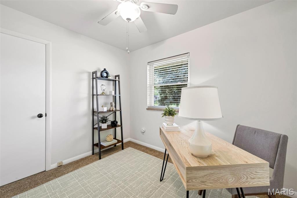 218 Hernan Drive St. Louis, MO 63123 - Photo 32 of 64