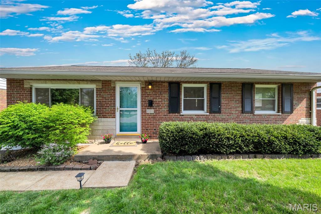 218 Hernan Drive St. Louis, MO 63123 - Photo 54 of 64