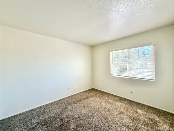 $3,300 | 32405 Corte Palacio, Temecula, CA 92592