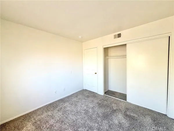 $3,300 | 32405 Corte Palacio, Temecula, CA 92592