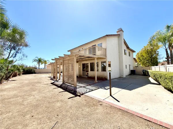 $3,300 | 32405 Corte Palacio, Temecula, CA 92592