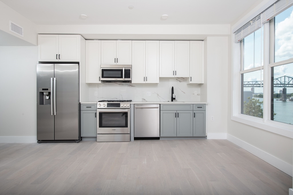 425 Border Street, Unit 405 Boston, MA 02128 - Photo 2 of 18