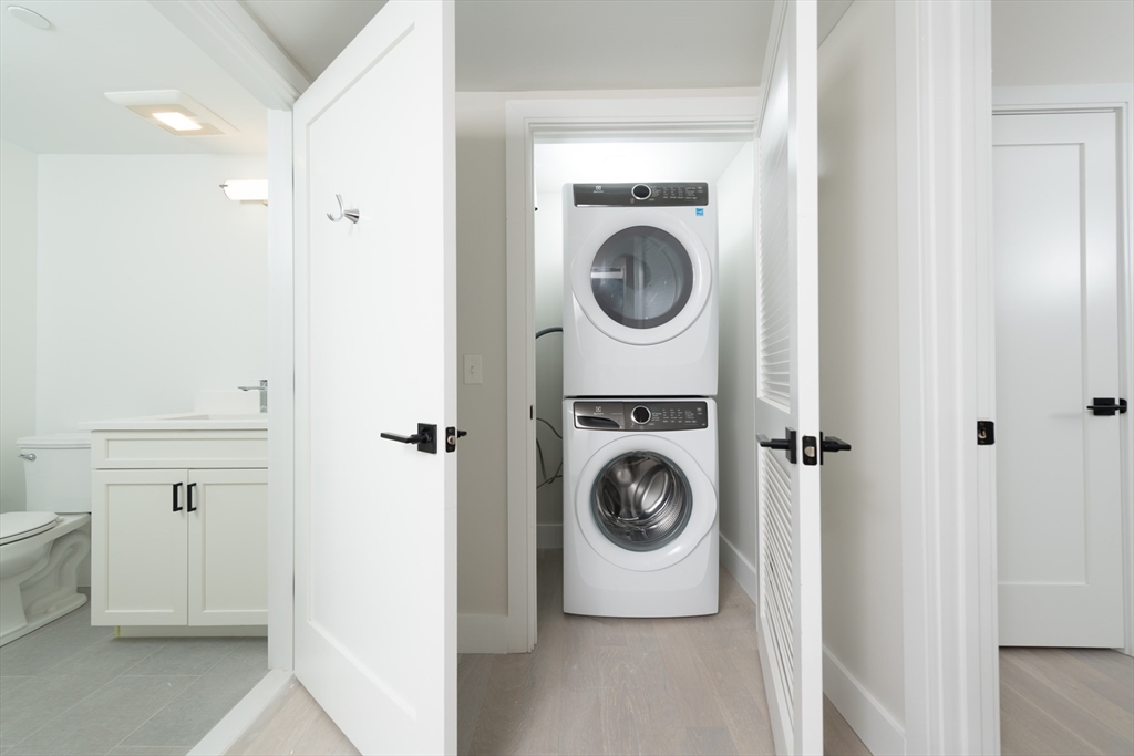 425 Border Street, Unit 405 Boston, MA 02128 - Photo 9 of 18