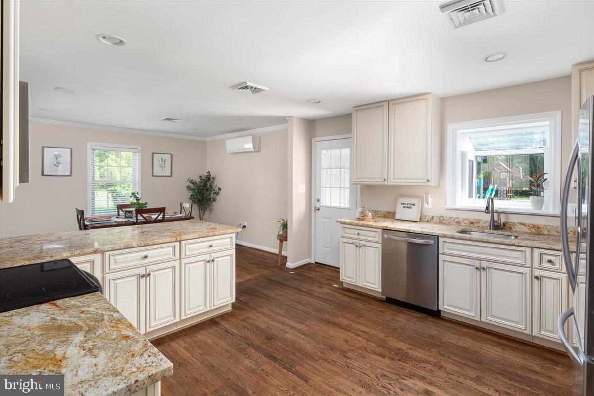 5078 Rock Springs Road Warrenton, VA 20187 - Photo 11 of 43