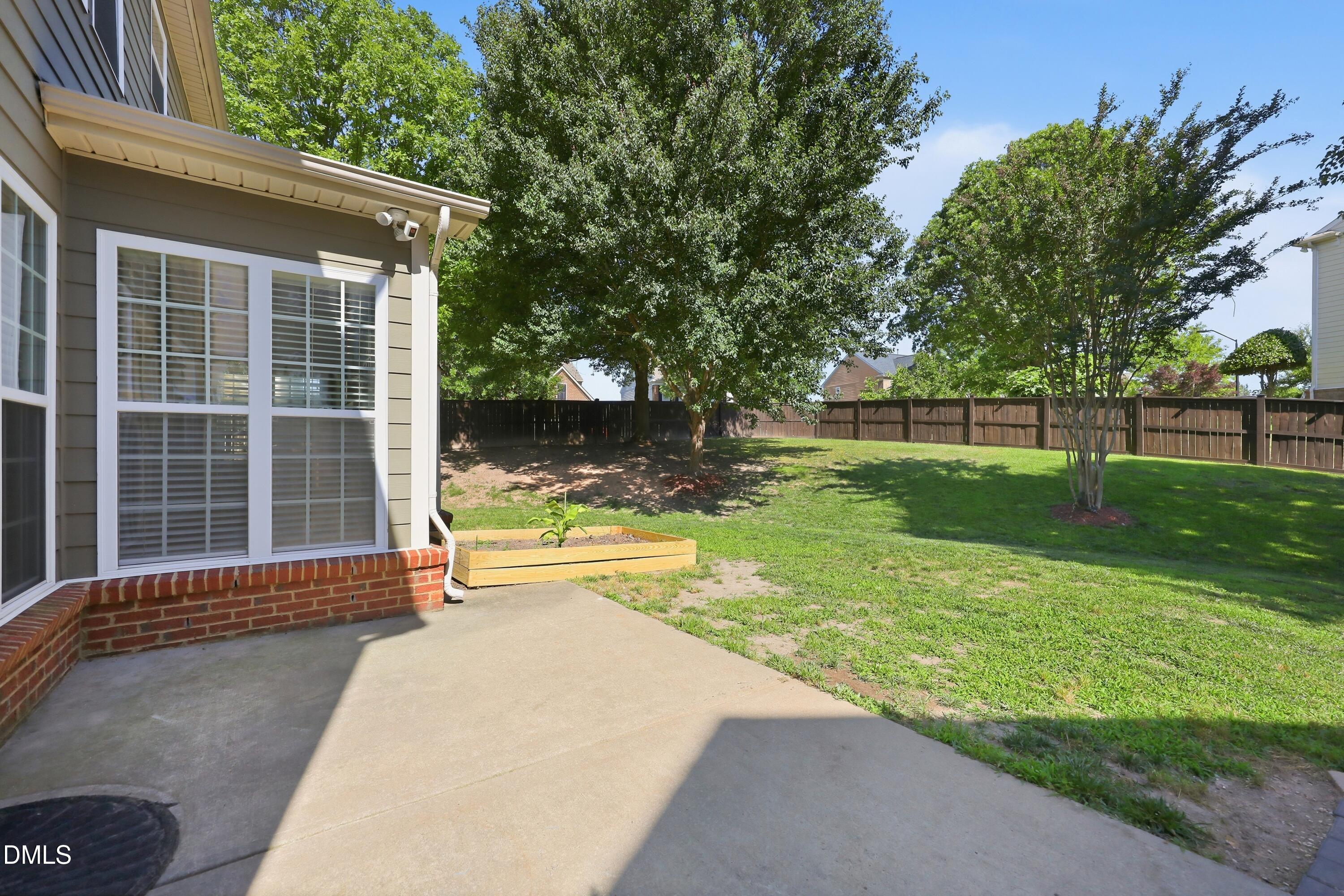 120 Amiable Loop Cary, NC 27519 - Photo 30 of 42