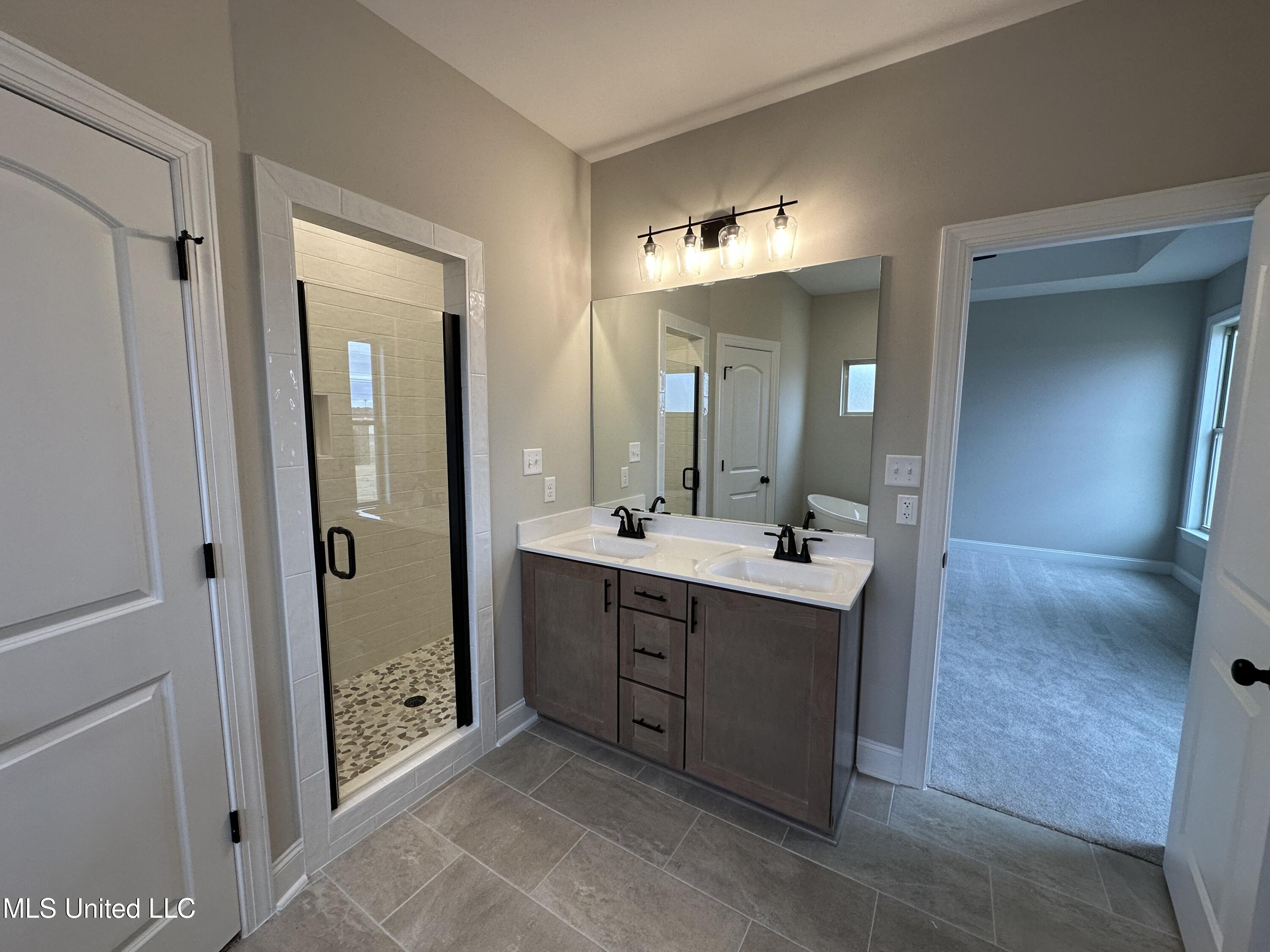 3023 School Loop Rd Lake Lake Cormorant, MS 38641 - Photo 11 of 17 IMG_7497