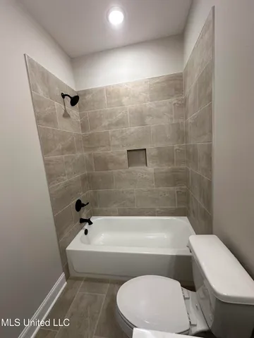 $309,950 | 3023 School Loop Rd Lake, Lake Cormorant, MS 38641