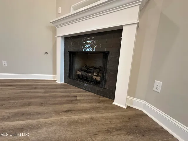 $309,950 | 3023 School Loop Rd Lake, Lake Cormorant, MS 38641