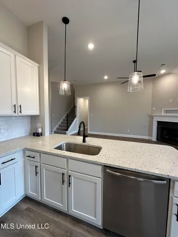 $309,950 | 3023 School Loop Rd Lake, Lake Cormorant, MS 38641