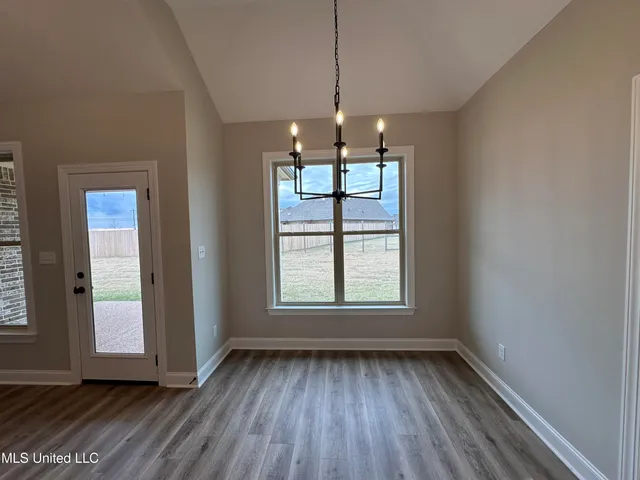 $309,950 | 3023 School Loop Rd Lake, Lake Cormorant, MS 38641