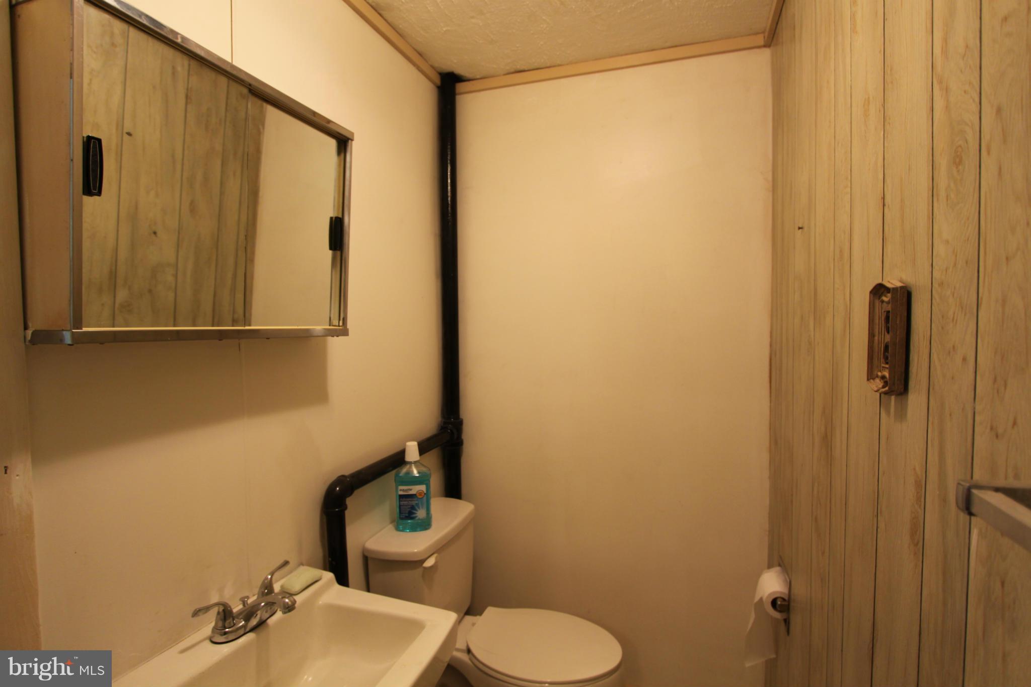 6890 Hawthorne Road La Plata, MD 20646 - Photo 16 of 29 Bath