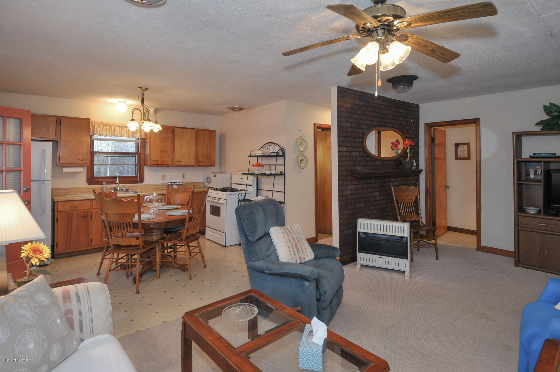 1054 Browningtown Road Shepherdsville, KY 40165 - Photo 9 of 33 9-1054BrowningtownRd