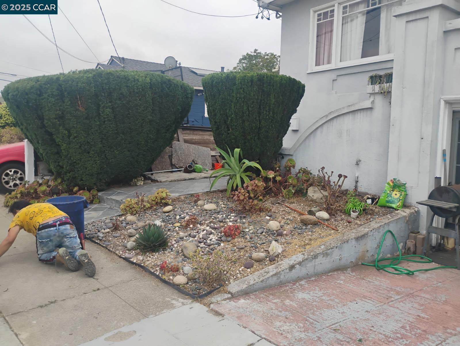 1161 64th Street Oakland, CA 94608 - Photo 13 of 34