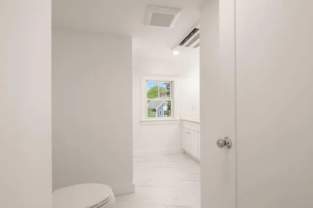 $1,995,000 | 2 Little Cove Lane, Orleans, MA 02653