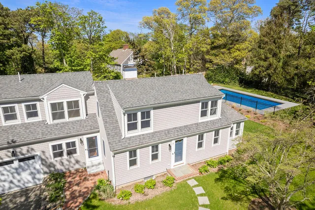 $1,995,000 | 2 Little Cove Lane, Orleans, MA 02653