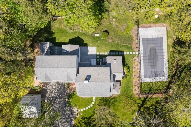 $1,995,000 | 2 Little Cove Lane, Orleans, MA 02653
