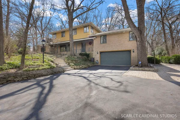 $625,000 | 501 Glenwood Trail, Elgin, IL 60120