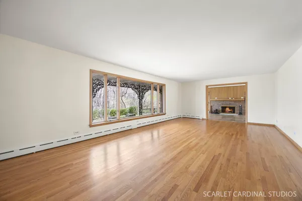 $625,000 | 501 Glenwood Trail, Elgin, IL 60120