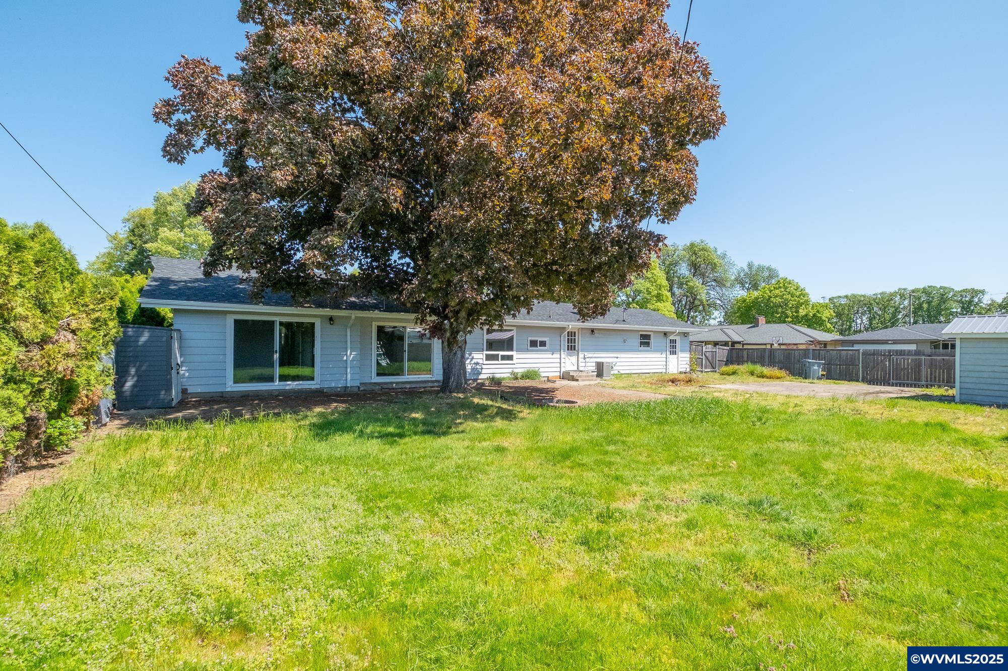 3036 Locust Avenue Southeast Albany, OR 97322 - Photo 30 of 34