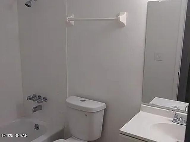 1600 Big Tree Road, Unit B3 South Daytona, FL 32119 - Photo 9 of 14 8