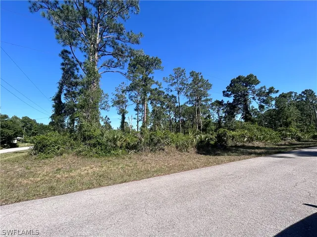 $20,390 | 3800 East 21st Street, Alva, FL 33920