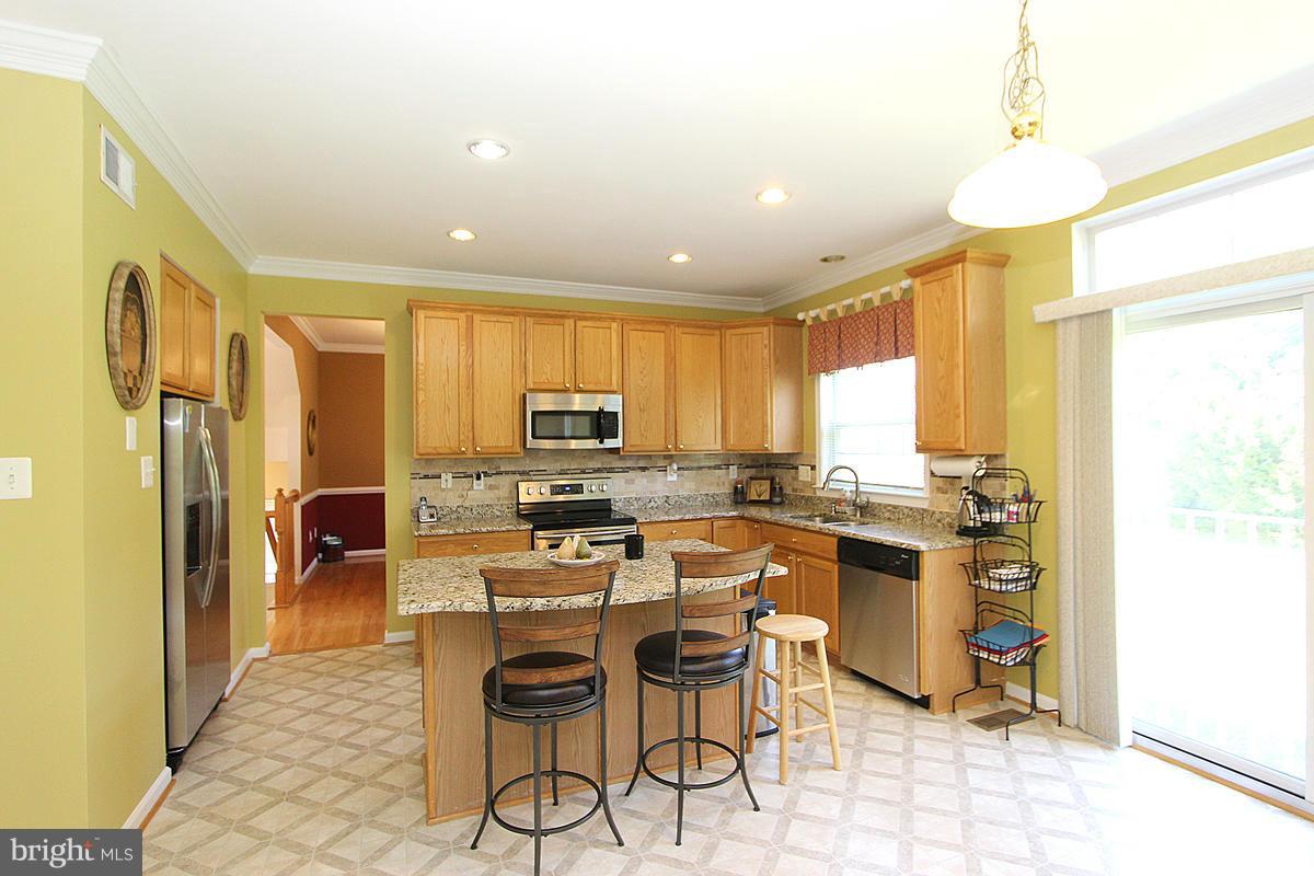 18501 Country Meadow Road Boyds, MD 20841 - Photo 13 of 29 Interior (General)
